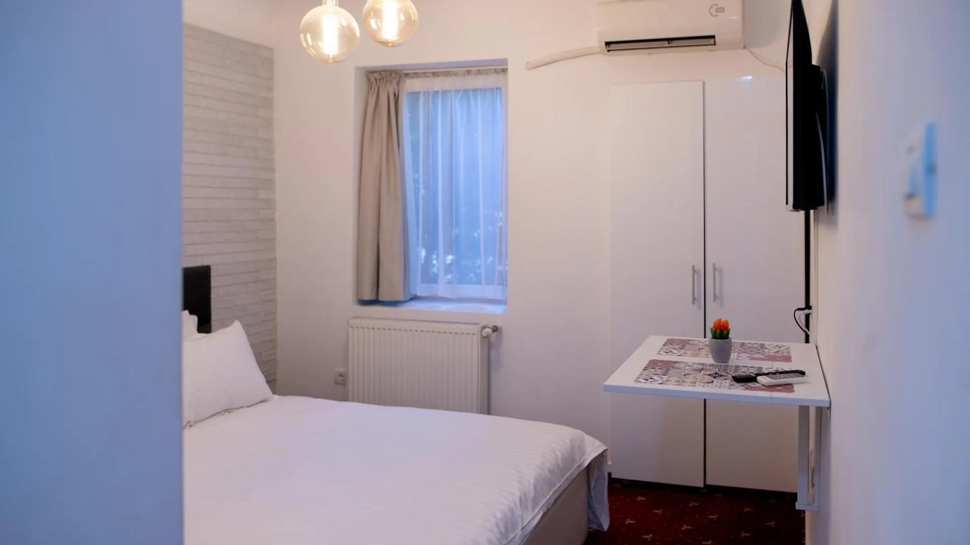 Moise House - Kosher Aparthotel Bucarest