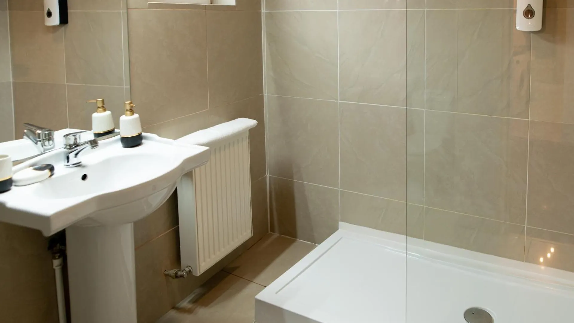 Appartamento Moise House - Kosher Aparthotel Bucarest