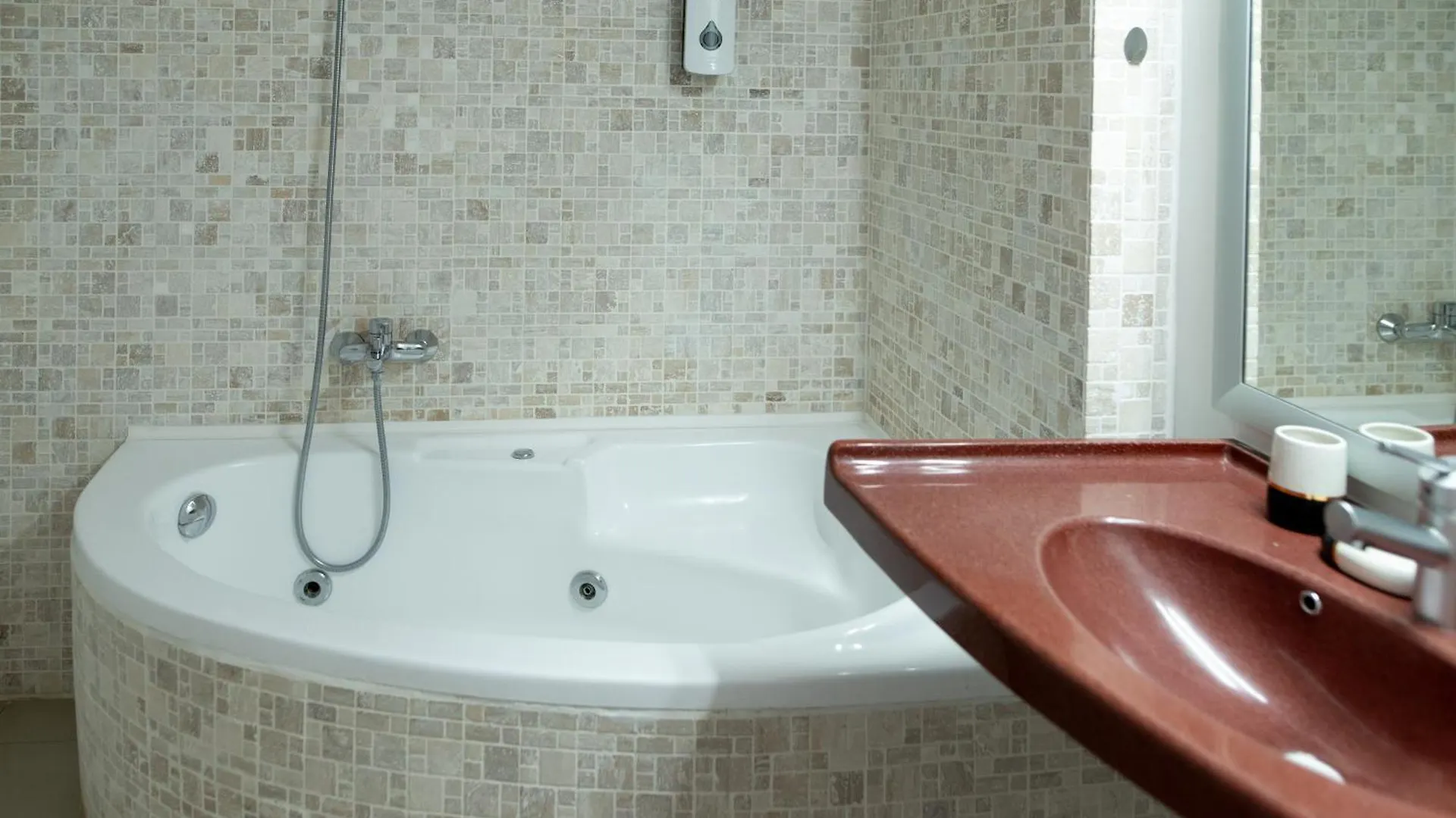 Moise House - Kosher Aparthotel Bukarest Lägenhet