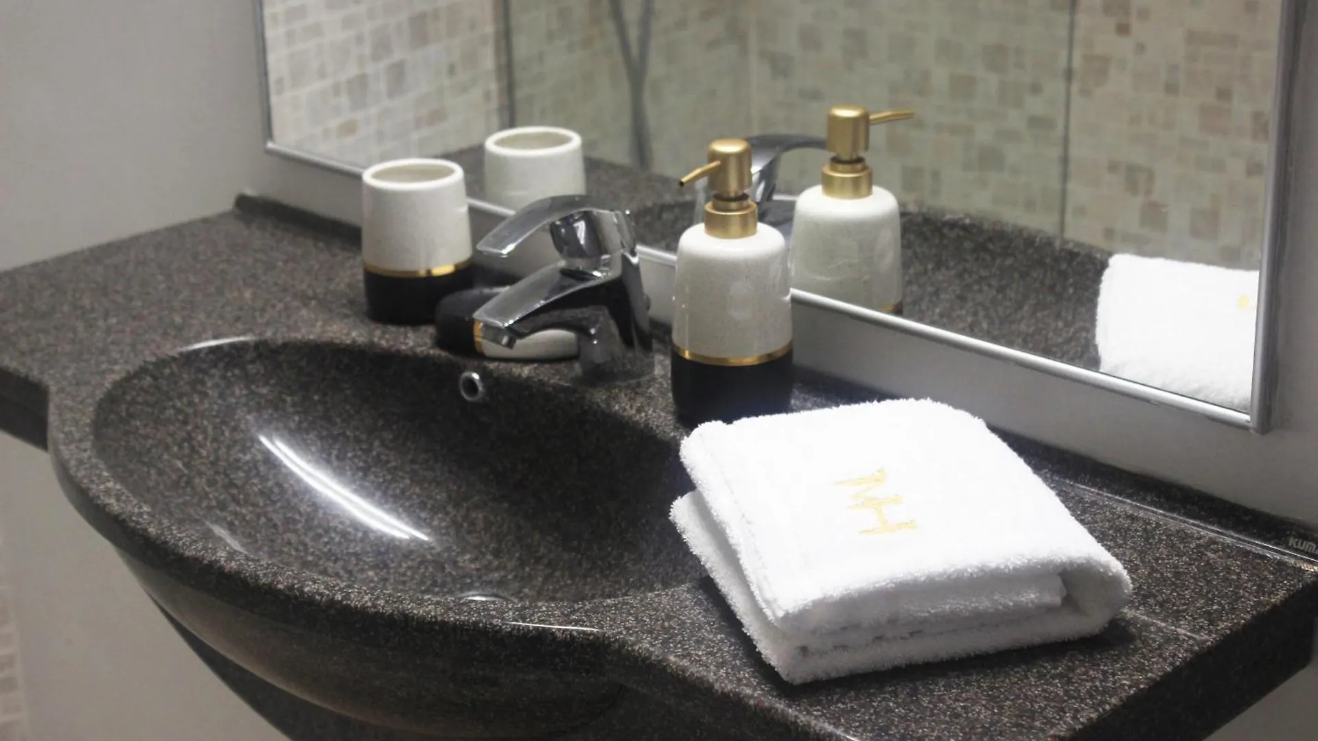 Moise House - Kosher Aparthotel Bukarest Rumänien