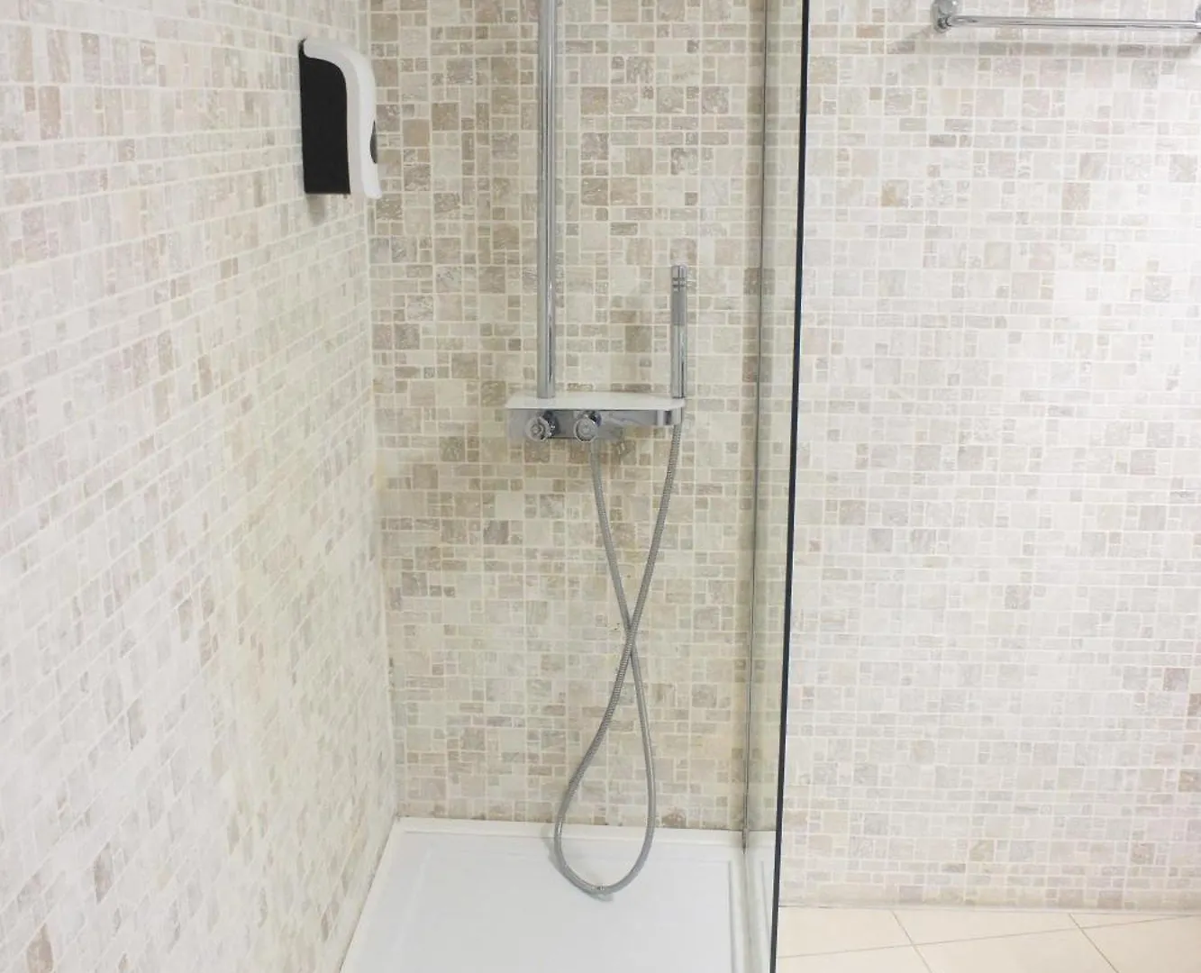 Moise House - Kosher Aparthotel Bukarest