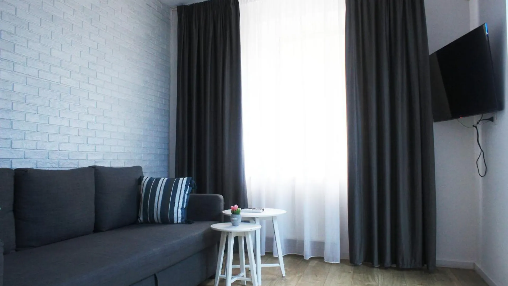 Moise House - Kosher Aparthotel Bukarest